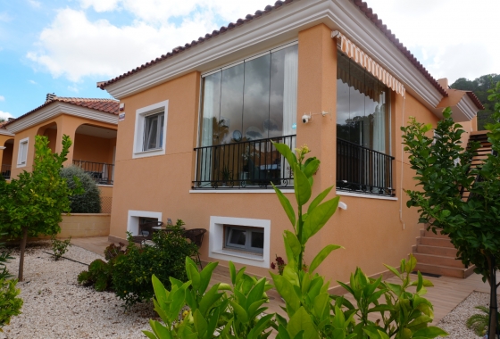 Villa - Wiederverkauf - La Romana - Inland