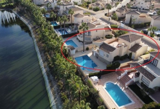 Villa - Wiederverkauf - Orihuela Costa - Costa Blanca