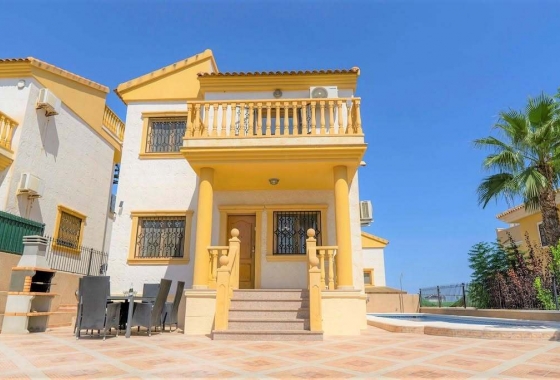 Villa - Wiederverkauf - Orihuela Costa - Las Filipinas