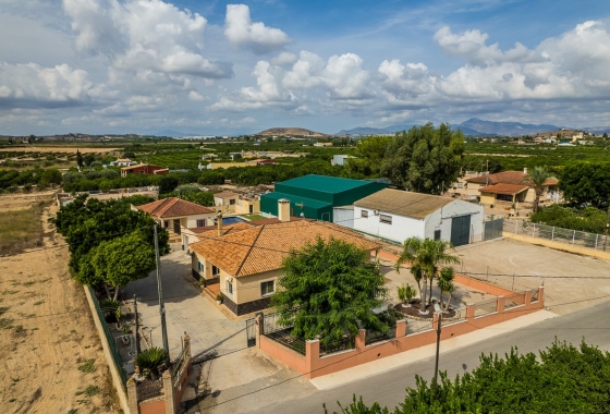 Villa - Wiederverkauf - Orihuela - Inland