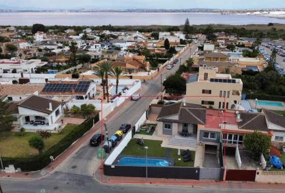 Villa - Wiederverkauf - Torrevieja - Costa Blanca