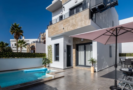 Villa - Wiederverkauf - Torrevieja - Costa Blanca