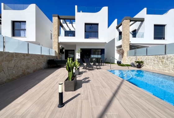 Villa - Wiederverkauf - Torrevieja - Costa Blanca