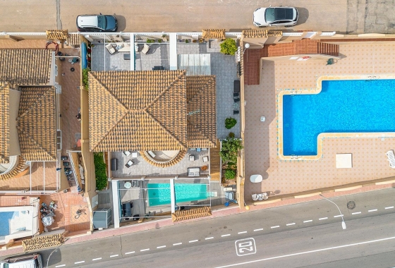 Villa - Wiederverkauf - Torrevieja - Los Balcones - Los Altos del Edén