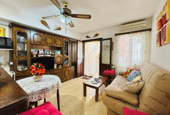 Wohnung - Wiederverkauf - La Mata - La Mata