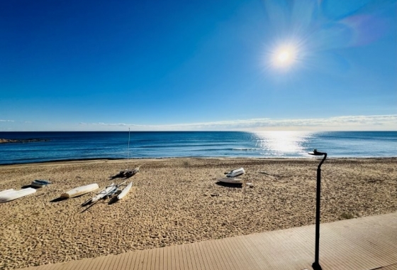 Wohnung - Wiederverkauf - La Mata - La Mata