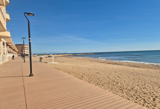 Wohnung - Wiederverkauf - La Mata - La Mata