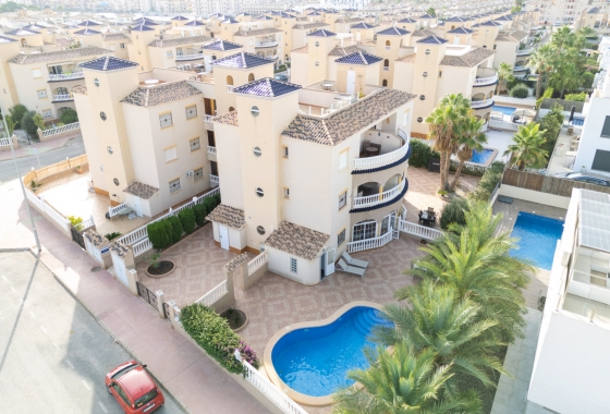 Wohnung - Wiederverkauf - Orihuela Costa - Costa Blanca