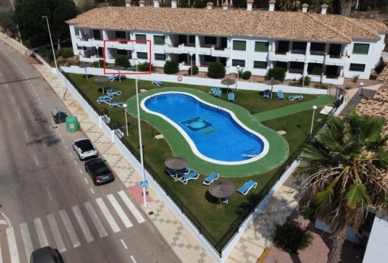 Wohnung - Wiederverkauf - Orihuela Costa - Costa Blanca