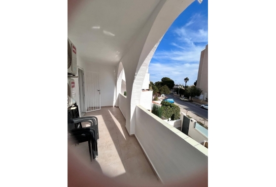 Wohnung - Wiederverkauf - Orihuela Costa - Costa Blanca