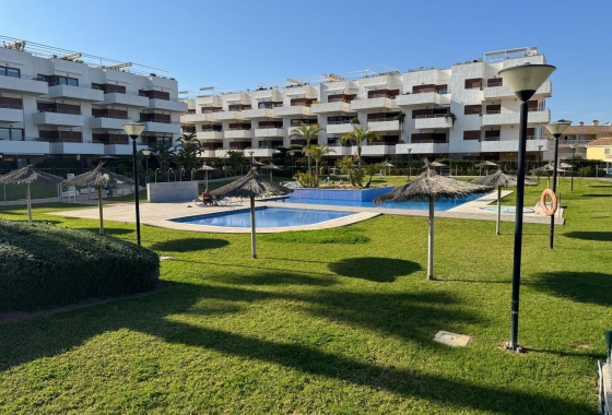 Wohnung - Wiederverkauf - Orihuela Costa - Lomas de Cabo Roig