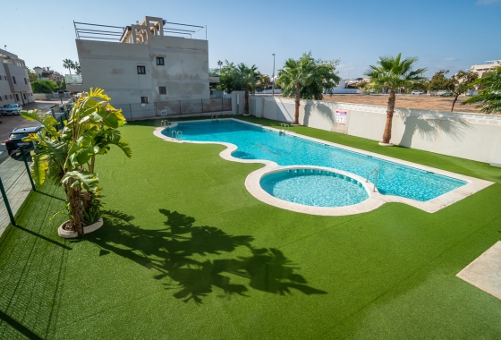 Wohnung - Wiederverkauf - Pilar de la Horadada - Costa Blanca