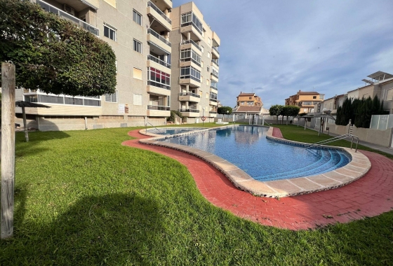 Wohnung - Wiederverkauf - Torrevieja - aguas nuevas