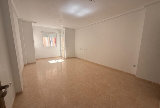 Wohnung - Wiederverkauf - Torrevieja - Centro