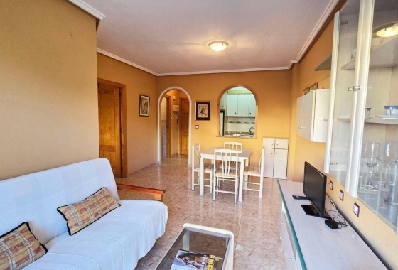 Wohnung - Wiederverkauf - Torrevieja - Centro