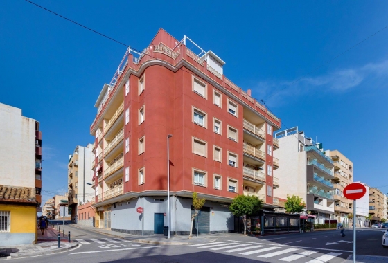 Wohnung - Wiederverkauf - Torrevieja - Centro