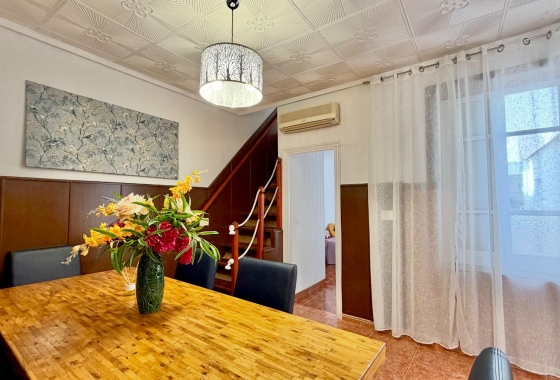 Wohnung - Wiederverkauf - Torrevieja - Centro