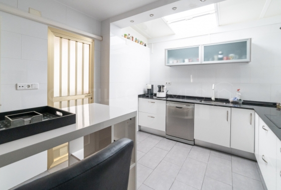 Wohnung - Wiederverkauf - Torrevieja - El Acequión - Los Náufragos