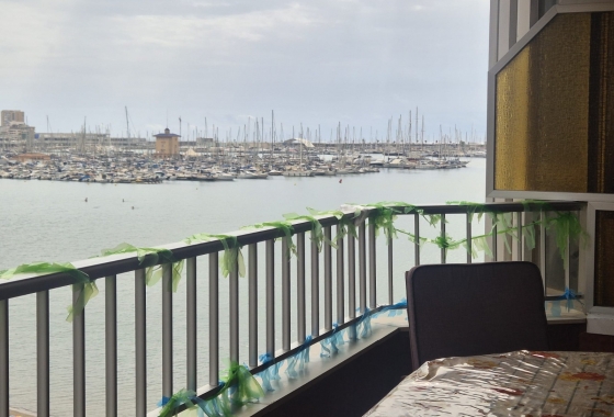 Wohnung - Wiederverkauf - Torrevieja - El Acequión - Los Náufragos