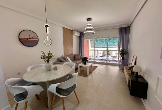 Wohnung - Wiederverkauf - Torrevieja - Habaneras