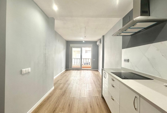 Wohnung - Wiederverkauf - Torrevieja - La Mata Pueblo