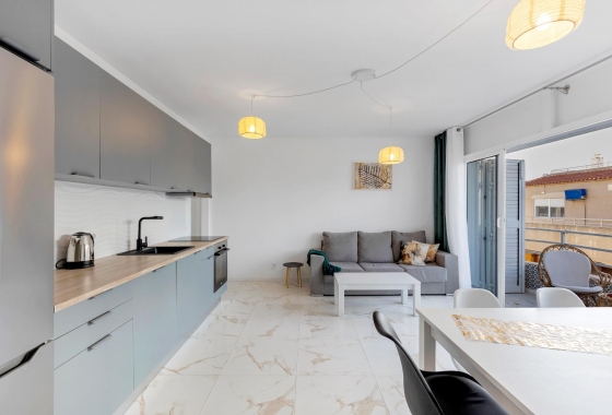 Wohnung - Wiederverkauf - Torrevieja - La Mata