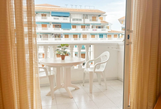 Wohnung - Wiederverkauf - Torrevieja - La Mata