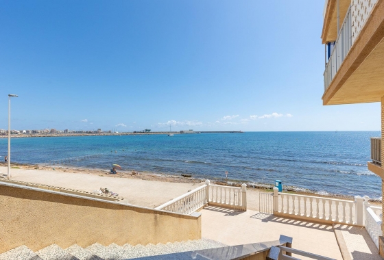 Wohnung - Wiederverkauf - Torrevieja - Playa De Los Naufragos