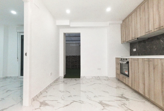 Wohnung - Wiederverkauf - Torrevieja - Playa De Los Naufragos