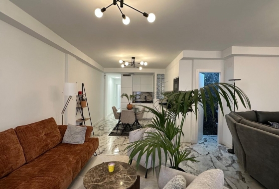 Wohnung - Wiederverkauf - Torrevieja - Playa del Cura