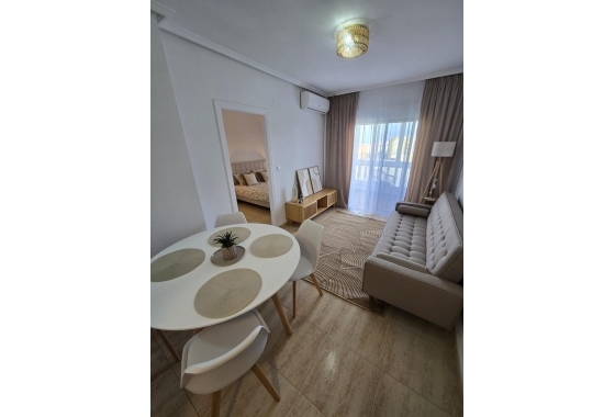 Wohnung - Wiederverkauf - Torrevieja - Torreblanca