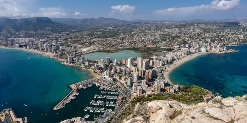 7 onweerstaanbare redenen om een huis te kopen aan de Costa Blanca: het mediterrane paradijs wacht!