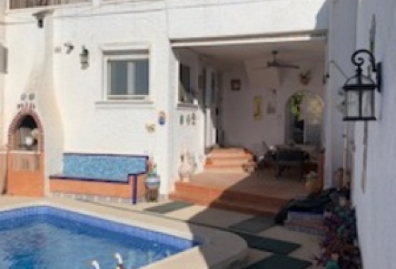 Herverkoop - Villa - Torrevieja - Inland