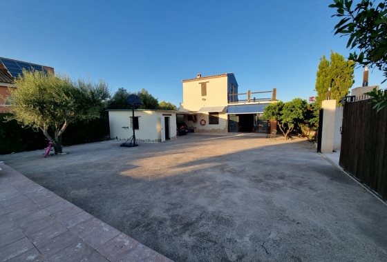 Herverkoop - Finca - Orihuela - Inland