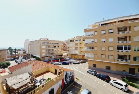 Resale - Apartment / flat - La Mata - Costa Blanca