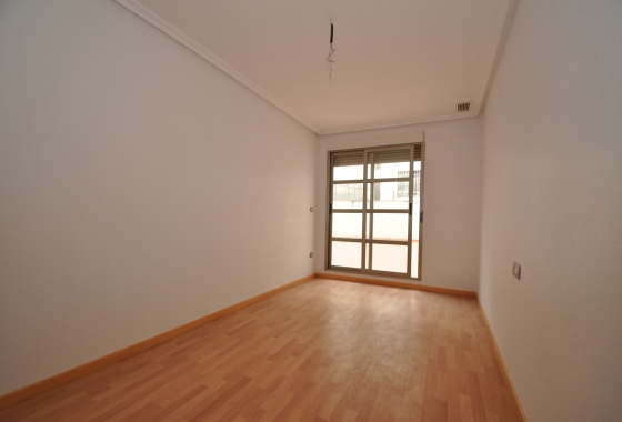 Herverkoop - Appartement / flat - Elda - Inland