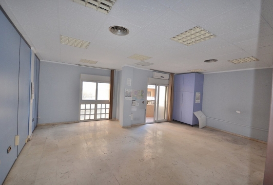 Herverkoop - Appartement / flat - Torrevieja - Centro