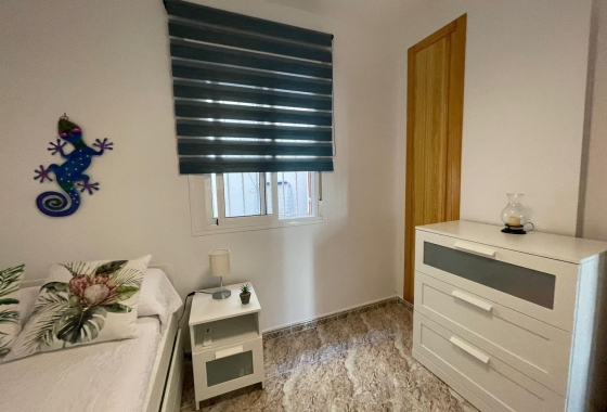 Herverkoop - Appartement / flat - Orihuela Costa - La Zenia