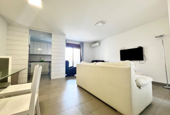 Herverkoop - Appartement / flat - Torrevieja - Centro