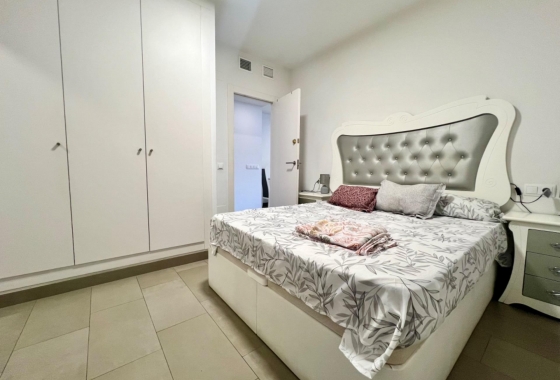 Herverkoop - Appartement / flat - Torrevieja - Centro