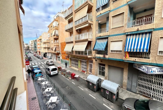 Herverkoop - Appartement / flat - Torrevieja - Centro