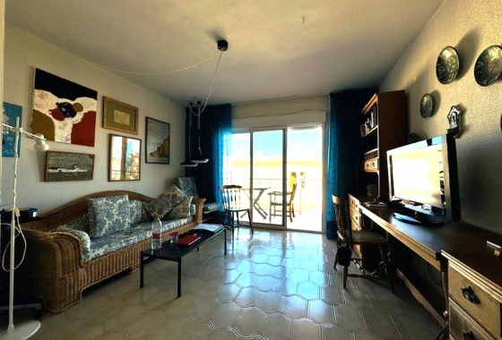 Resale - Apartment / flat - La Mata