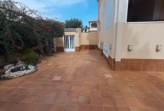 Herverkoop - Villa - Torrevieja - Costa Blanca