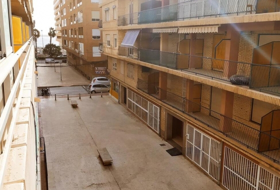 Herverkoop - Appartement / flat - Torrevieja - Acequion