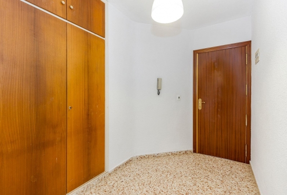 Herverkoop - Appartement / flat - Torrevieja - Playa de los Locos