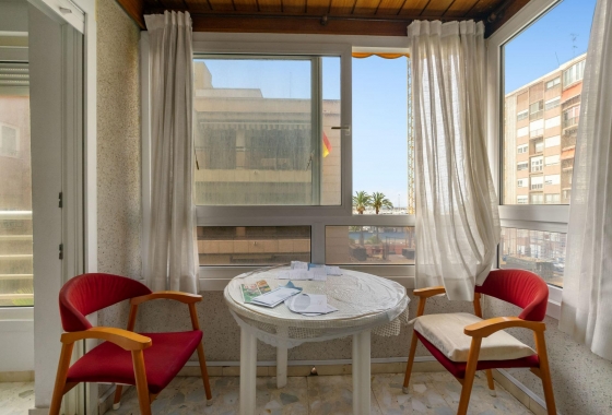 Herverkoop - Appartement / flat - Torrevieja - Centro