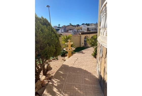 Herverkoop - Villa - Torrevieja - Los Balcones