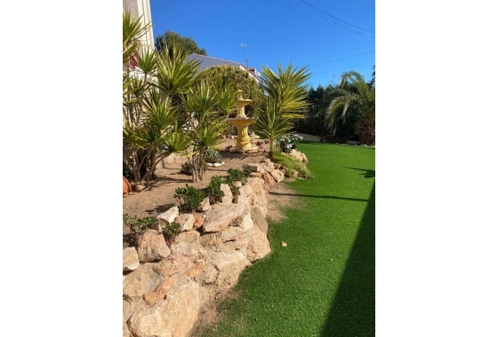 Herverkoop - Villa - Torrevieja - Los Balcones