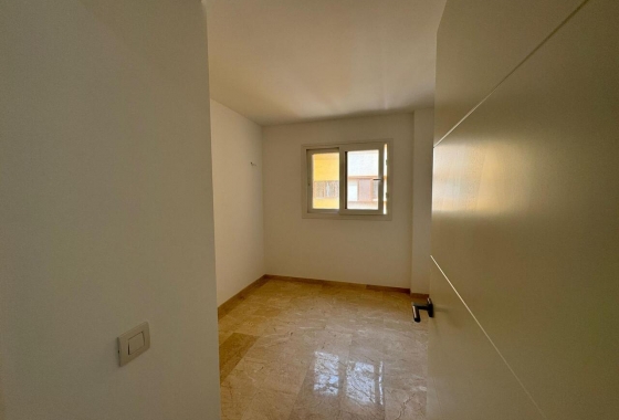 Herverkoop - Appartement / flat - Torrevieja - Inland