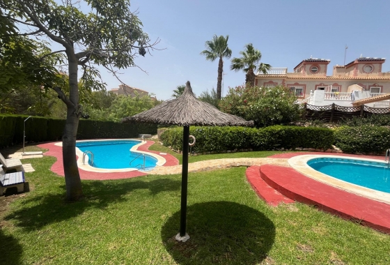 Herverkoop - Bungalow - Orihuela Costa - Punta Prima